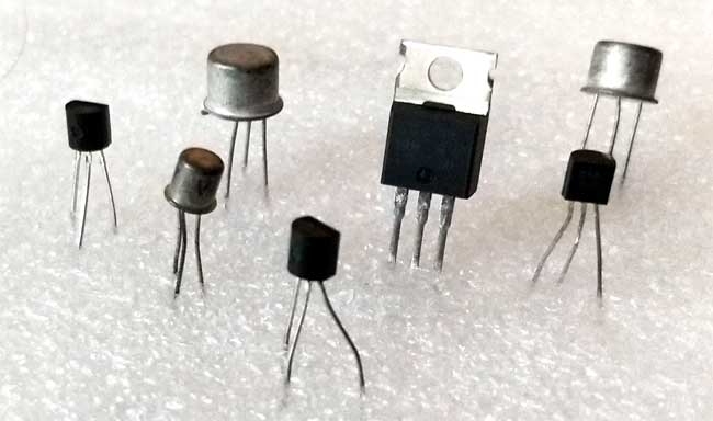Komponen Transistor